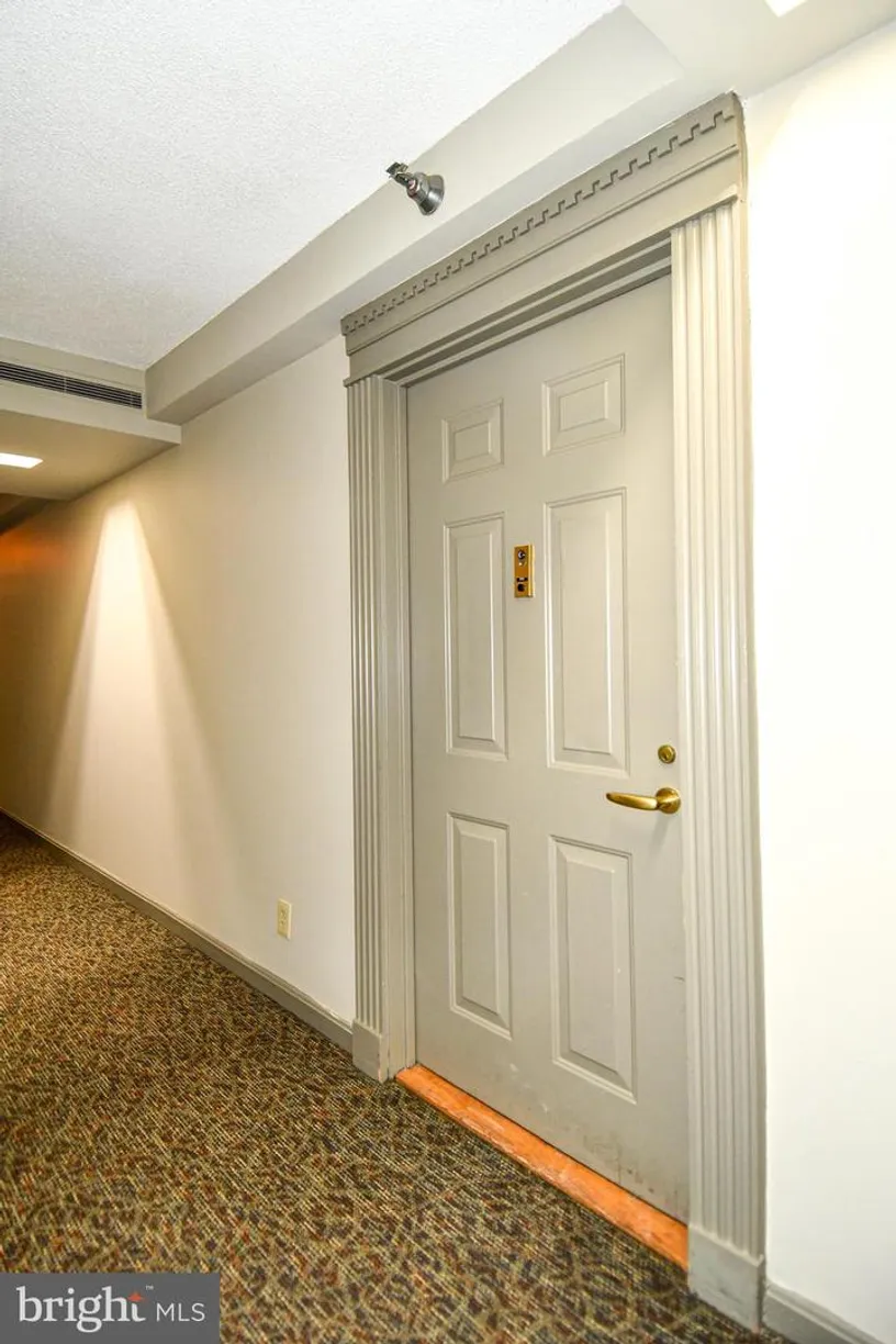 Washington Metro Area Real Estate | View 900 N Stafford St, 1516 | Listing
