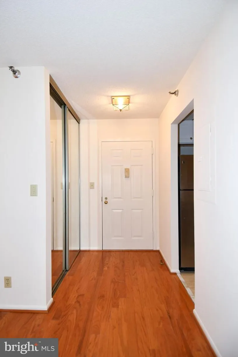 Washington Metro Area Real Estate | View 900 N Stafford St, 1516 | Listing
