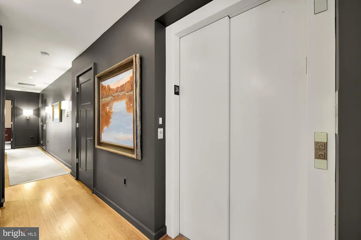 Washington Metro Area Real Estate | View 1700 Clarendon Blvd, 126 | Listing