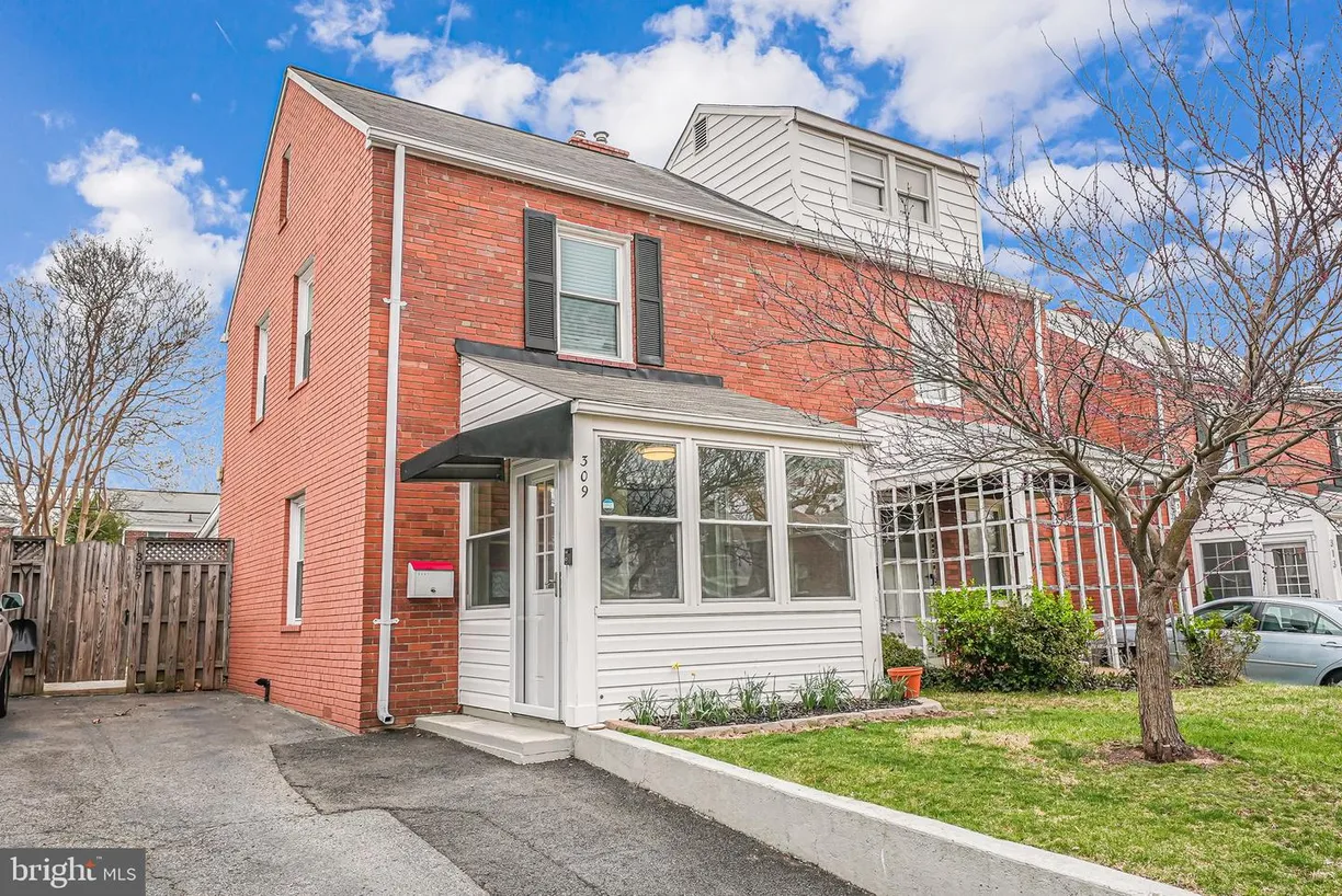 Washington Metro Area Real Estate | View 309 S Veitch St | 3 Beds, 2 Baths