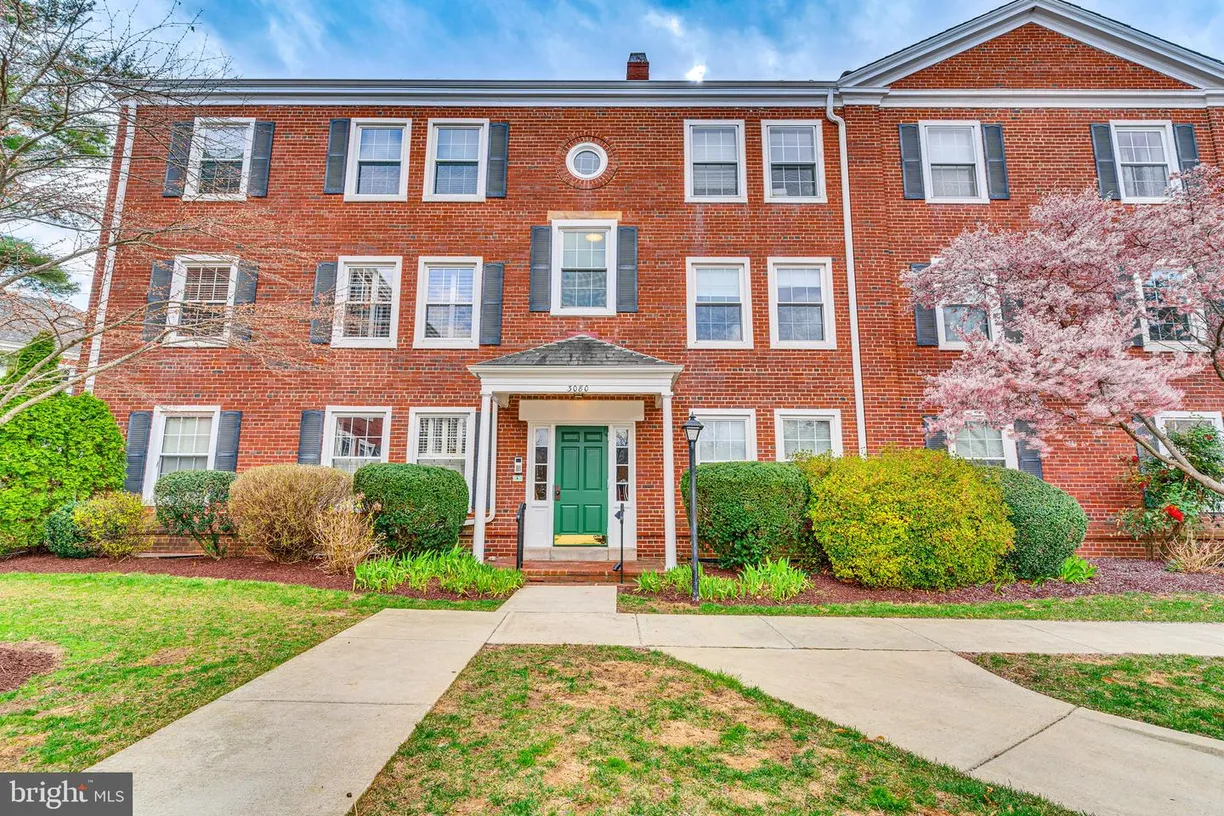 Washington Metro Area Real Estate | View 3080 S Abingdon St S, c1 | 1 Bed