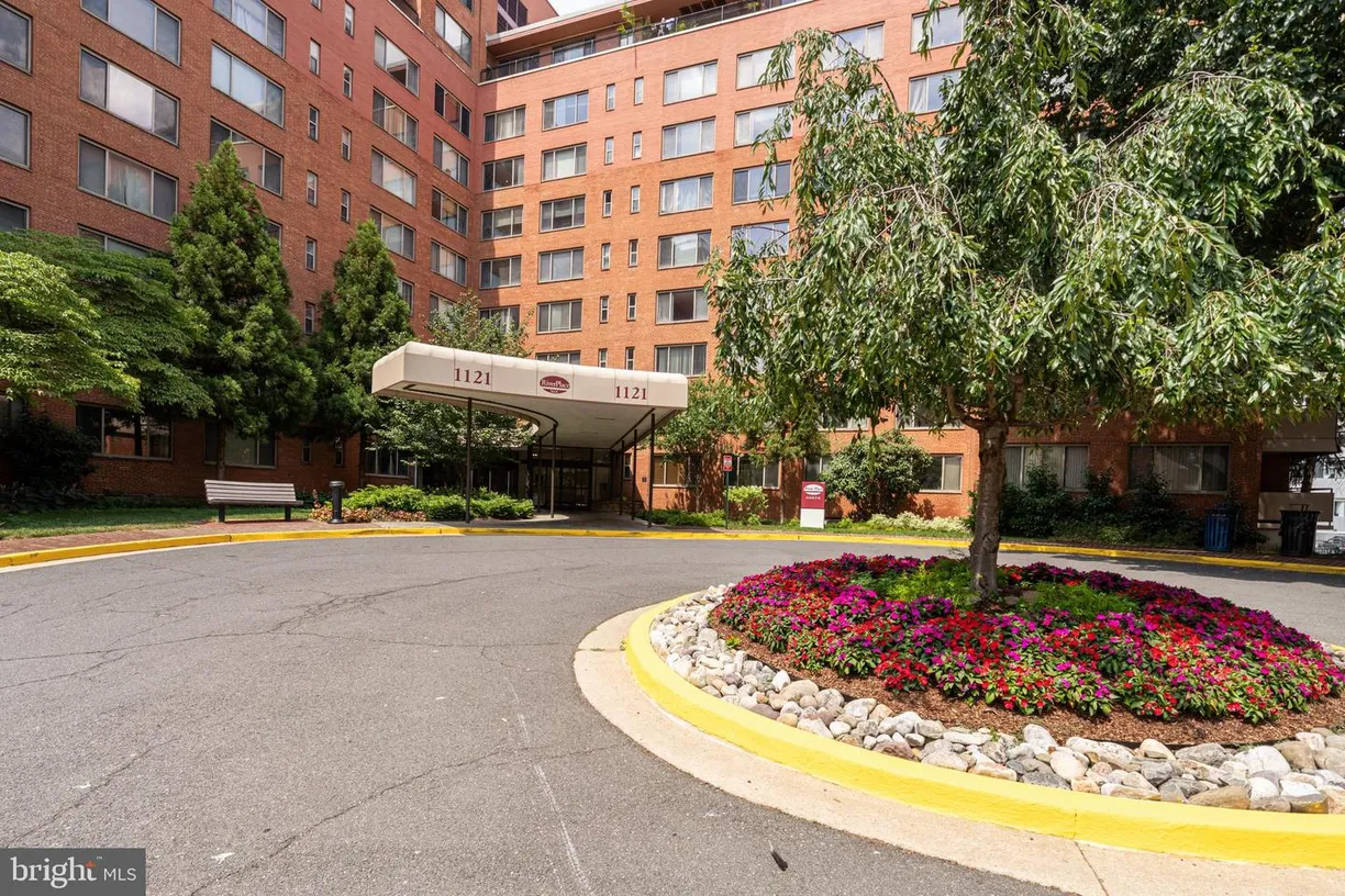 Washington Metro Area Real Estate | View 1121 Arlington Blvd, 303