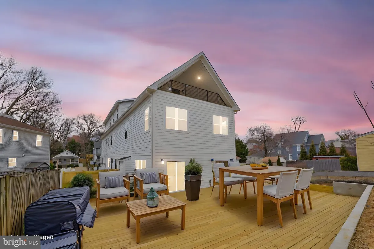 Washington Metro Area Real Estate | View 1713 N Cameron St | Listing