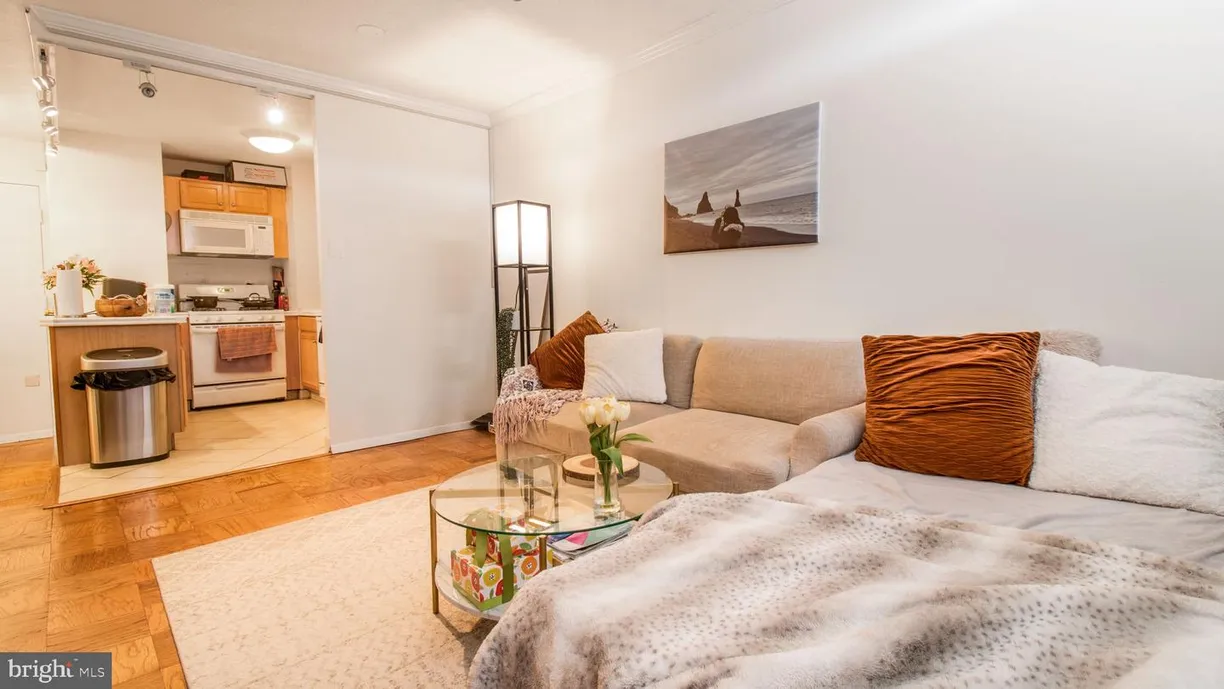Washington Metro Area Real Estate | View 2030 N Adams St, 1109 | Listing