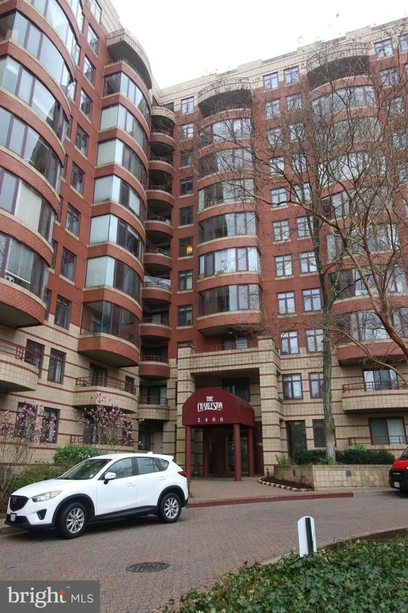 Washington Metro Area Real Estate | View 2400 Clarendon Blvd, 615 | Listing