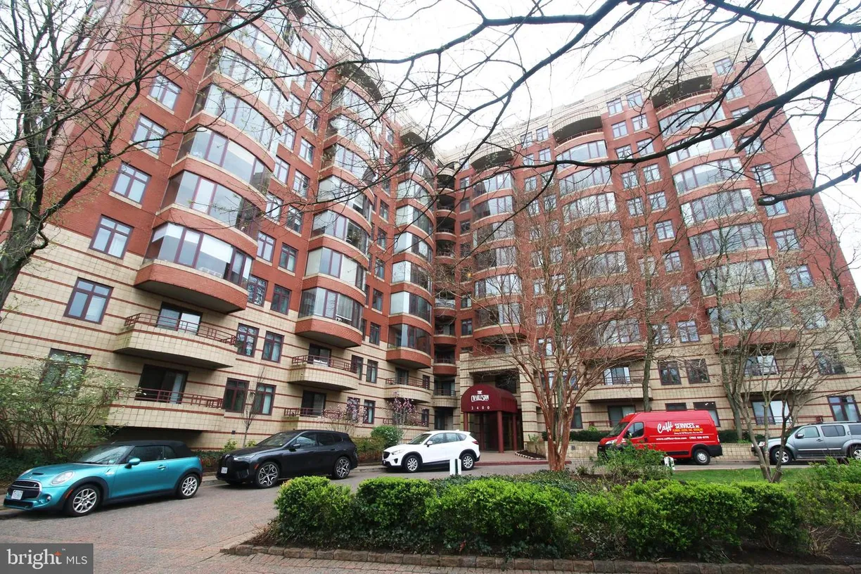 Washington Metro Area Real Estate | View 2400 Clarendon Blvd, 615 | 1 Bed, 1 Bath