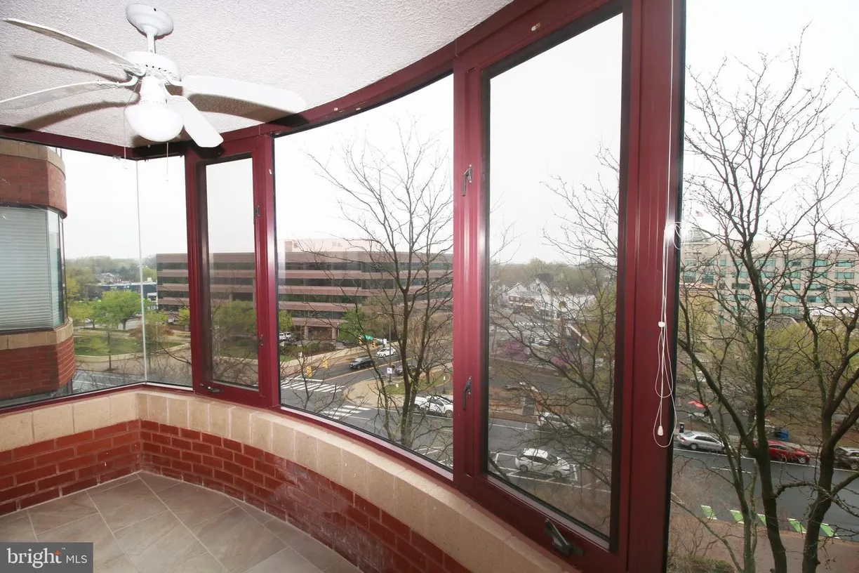 Washington Metro Area Real Estate | View 2400 Clarendon Blvd, 615 | Listing