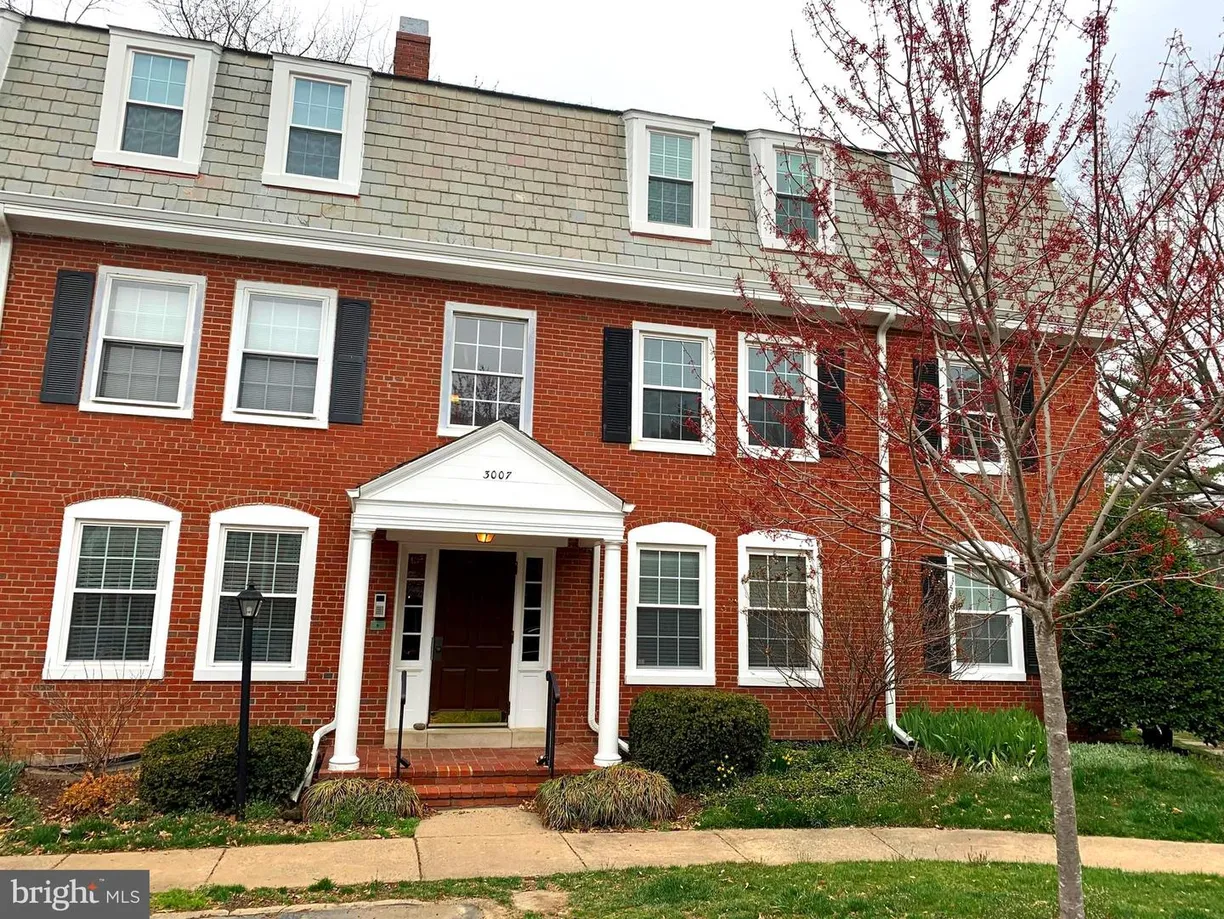 Washington Metro Area Real Estate | View 3007 S Buchanan St, b2 | 1 Bed