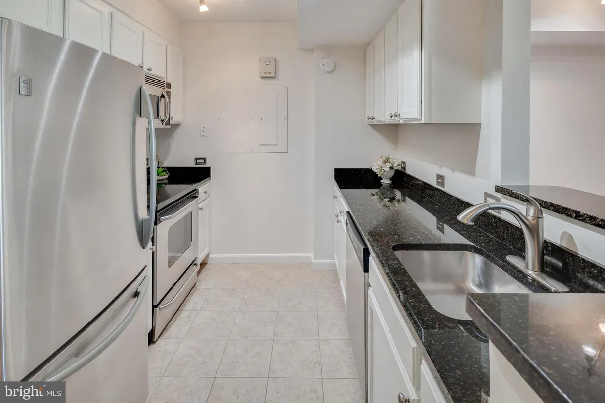 Washington Metro Area Real Estate | View 880 N Pollard St, 223 | Listing