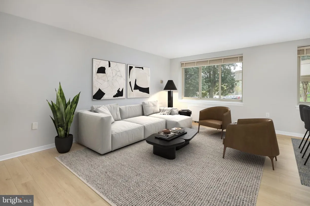 Washington Metro Area Real Estate | View 3000 Spout Run Pkwy, a104 | Listing