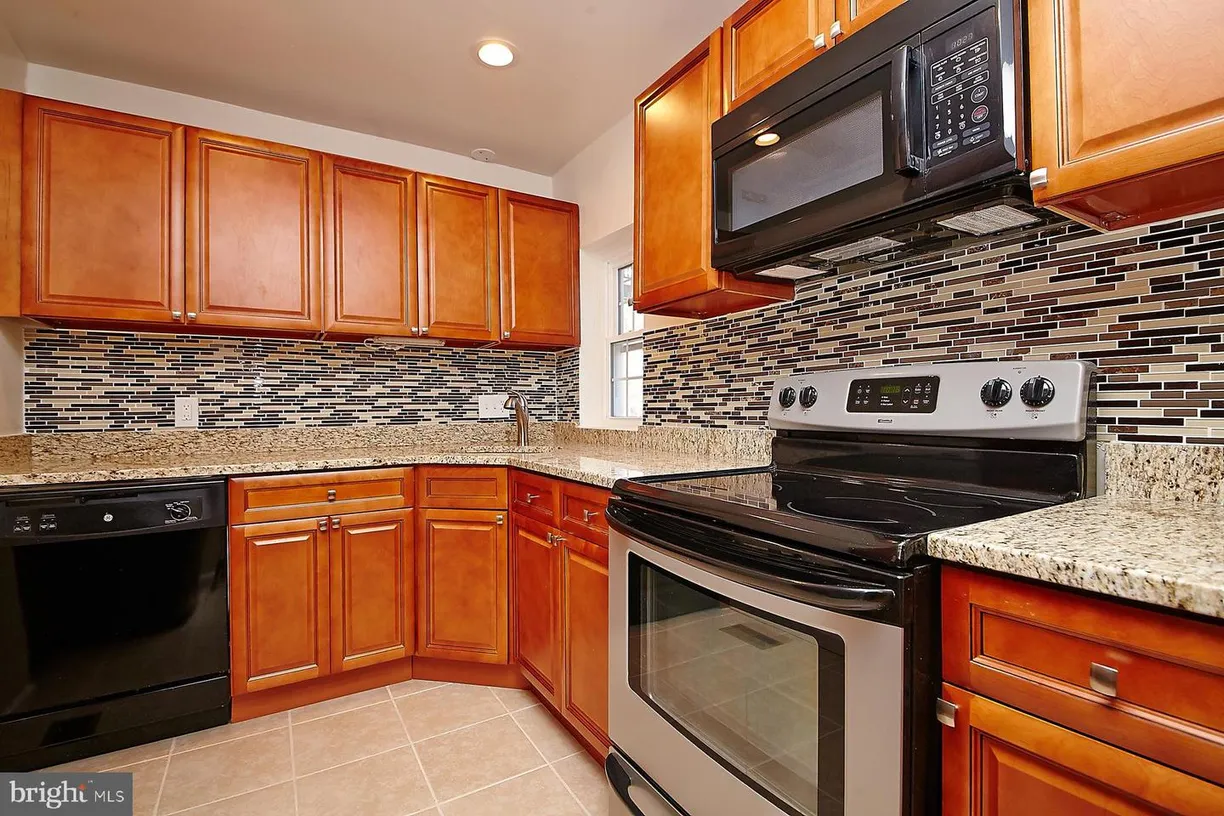 Washington Metro Area Real Estate | View 2983 S Columbus St, a2 | 1 Bed