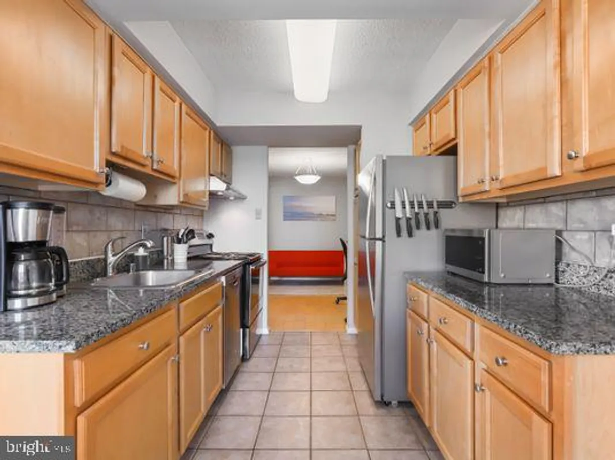 Washington Metro Area Real Estate | View 4500 S Four Mile Run Dr, 511 | 1 Bed