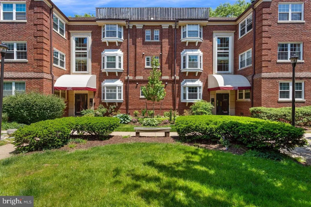 Washington Metro Area Real Estate | View 2107 N Scott St, 65 | 1 Bed