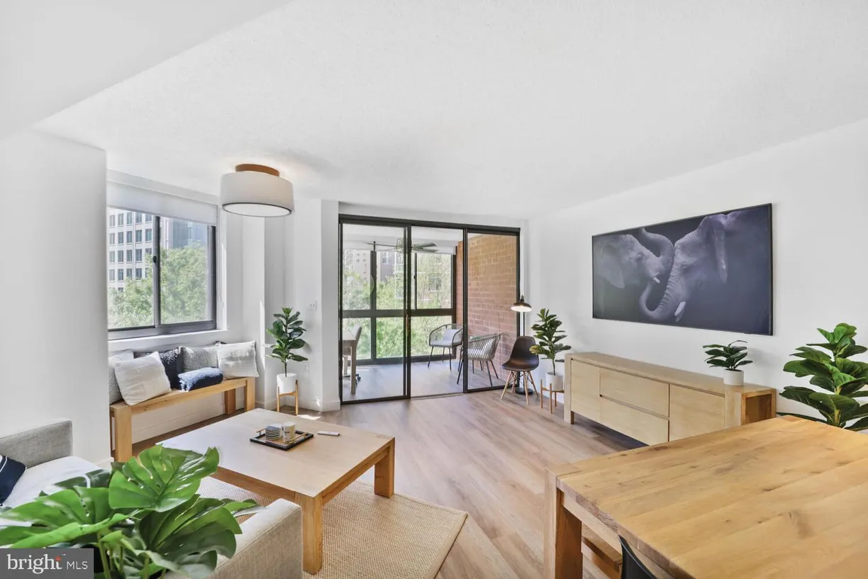 Washington Metro Area Real Estate | View 1001 N Randolph St, 503 | 1 Bed, 1 Bath