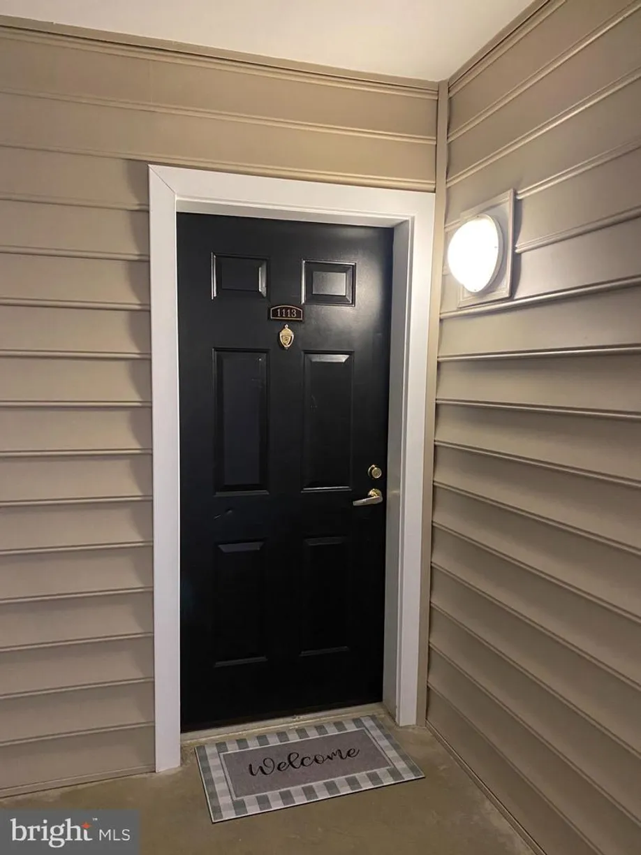 Washington Metro Area Real Estate | View 4560 Strutfield Ln, 1113 | 1 Bed, 1 Bath