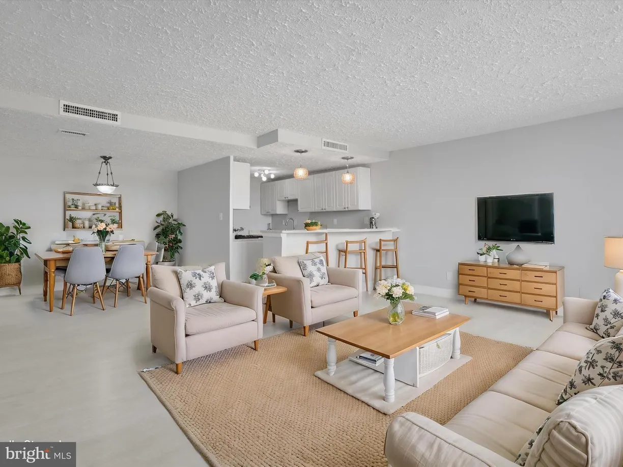 Washington Metro Area Real Estate | View 4600 Duke St, 1023 | 2 Beds, 1 Bath