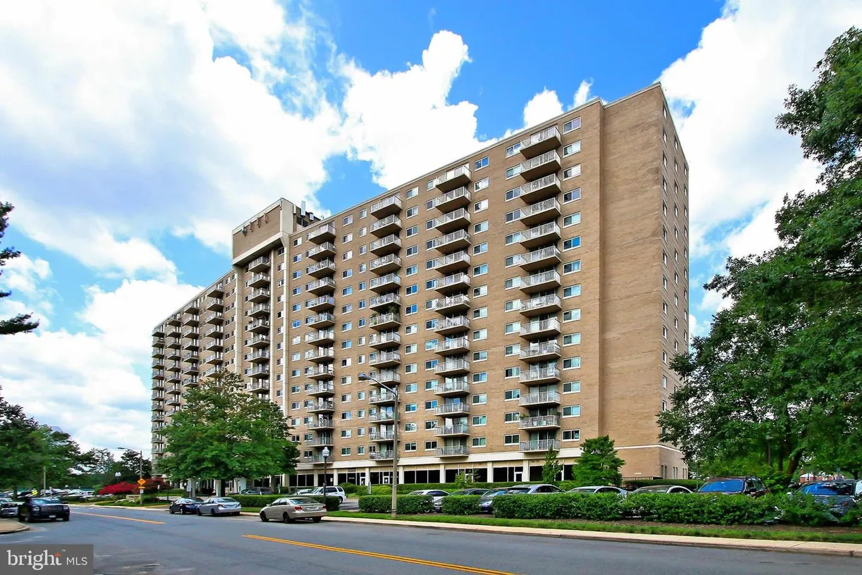 Washington Metro Area Real Estate | View 1225 Martha Custis Dr, 319 | Listing