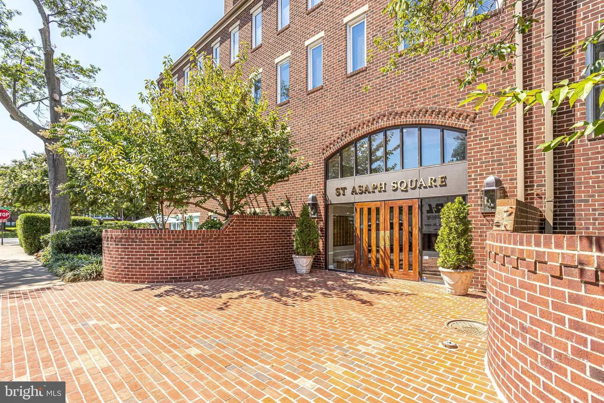 Washington Metro Area Real Estate | View 801 S Pitt St, 429 | 1 Bed, 1 Bath