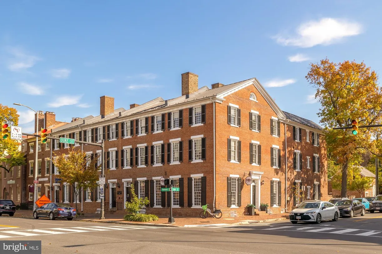 Washington Metro Area Real Estate | View 228 S Washington St, 100 | Listing