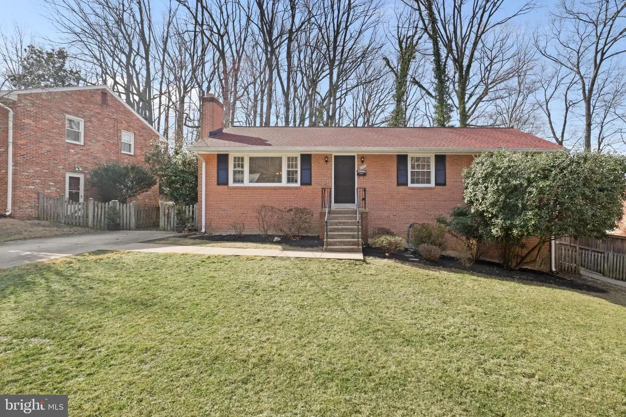 Washington Metro Area Real Estate | View 4528 Peacock Ave | 4 Beds, 3 Baths