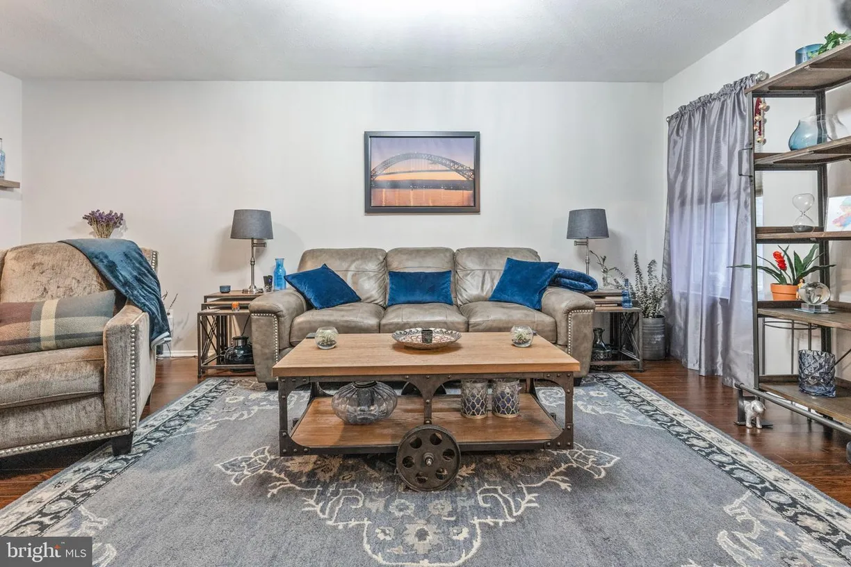 Washington Metro Area Real Estate | View 3311 Wyndham Cir, 1199 | Listing