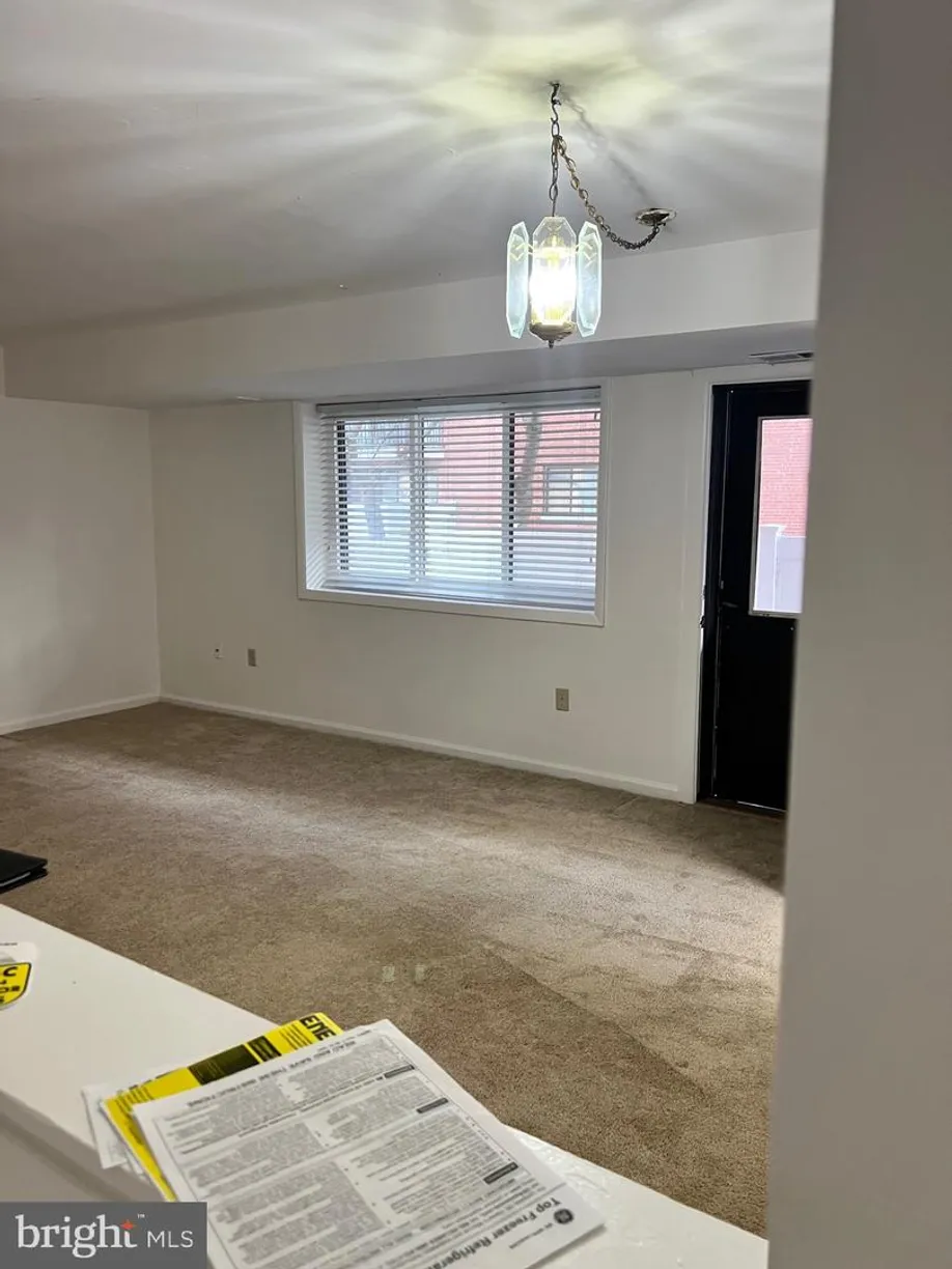 Washington Metro Area Real Estate | View 3242 S 28th St, 101 | 2 Beds