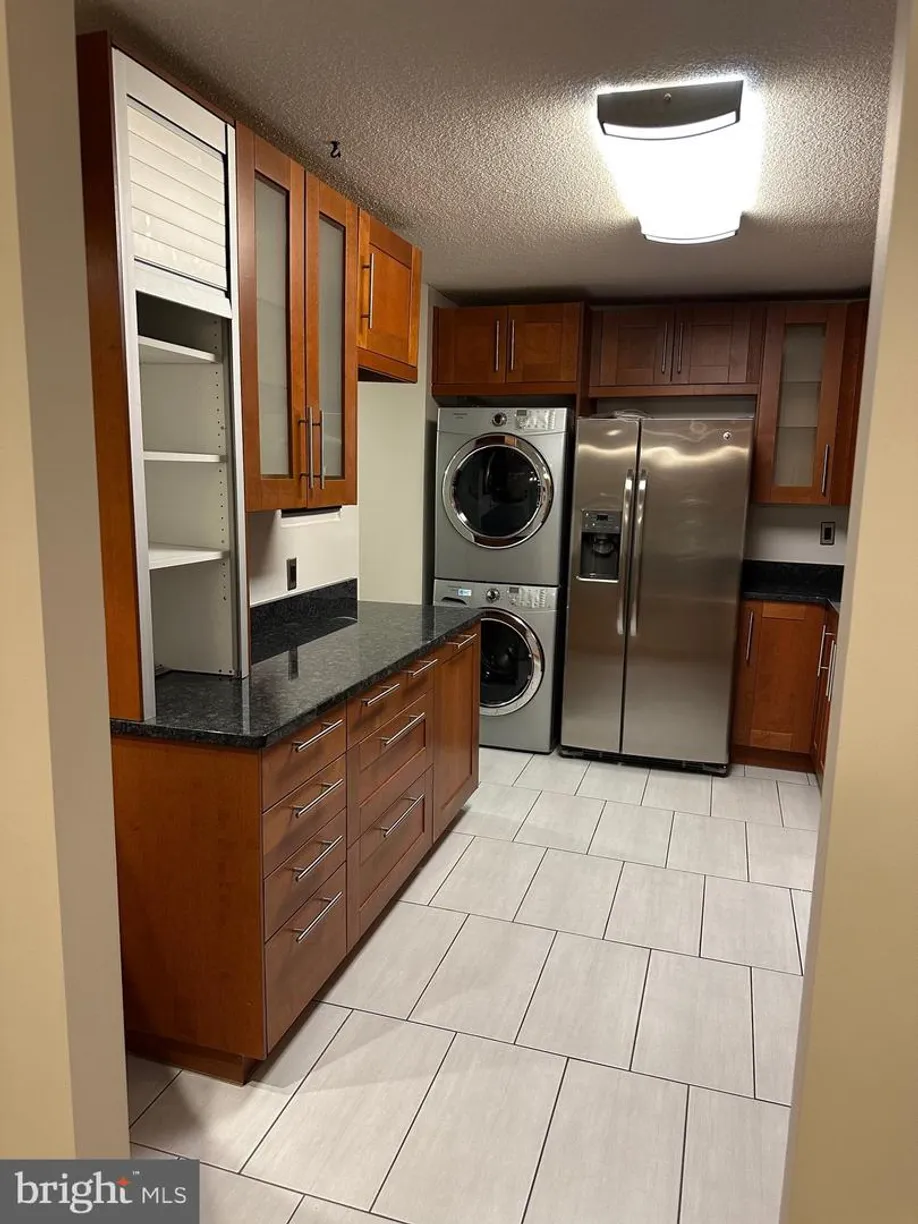 Washington Metro Area Real Estate | View 307 Yoakum Pkwy, 609 | Listing