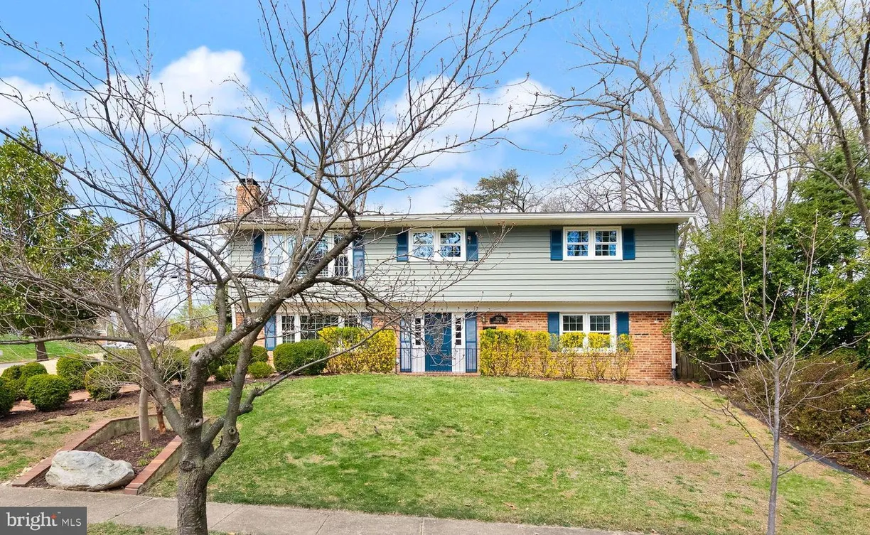 Washington Metro Area Real Estate | View 3802 Cameron Mills Rd | 4 Beds, 3 Baths
