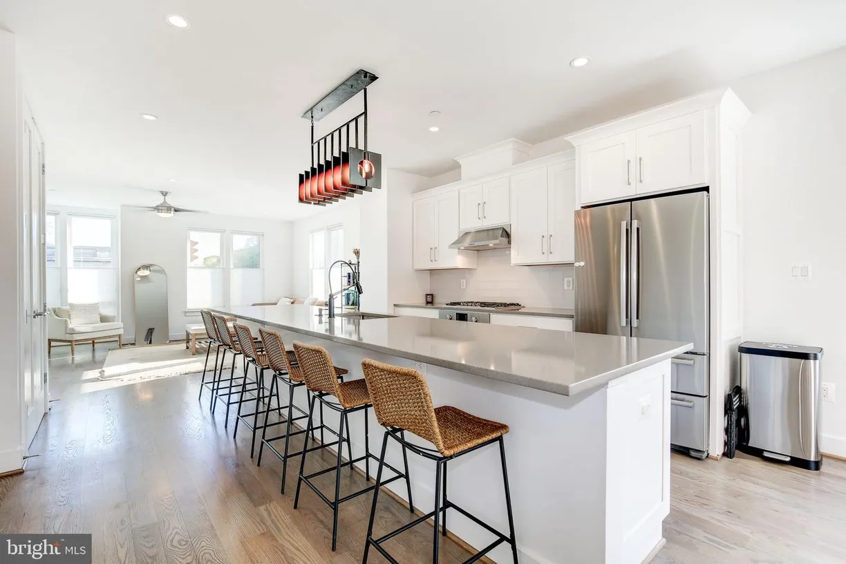 Washington Metro Area Real Estate | View 1035 Pendleton St | Listing