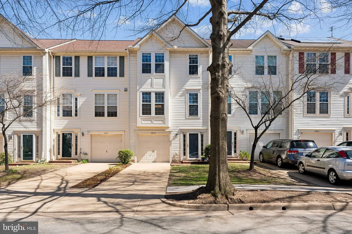 Washington Metro Area Real Estate | View 3913A 3913a Elbert Ave | 3 Beds, 3 Baths