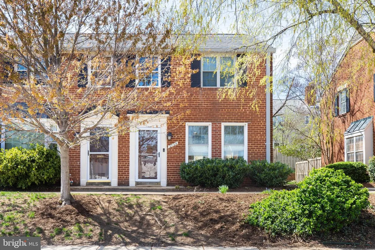 Washington Metro Area Real Estate | View 3734 Ingalls Ave | 2 Beds, 1 Bath