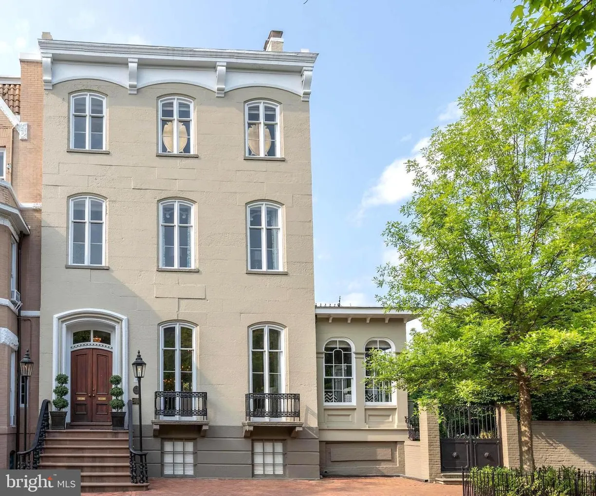 Washington Metro Area Real Estate | View 811 Prince St | 4 Beds, 4 Baths