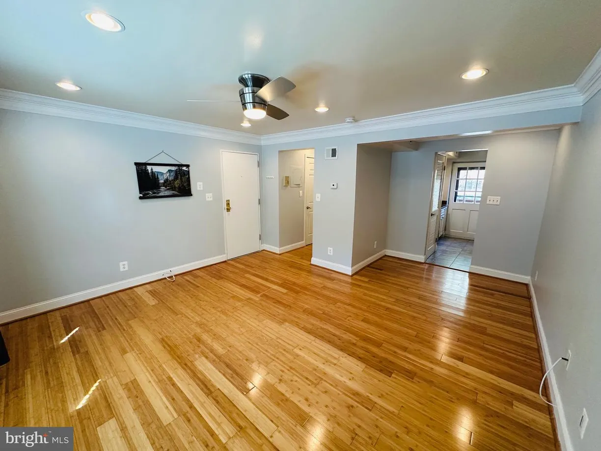 Washington Metro Area Real Estate | View 521 Bashford Ln, 2 | 1 Bath