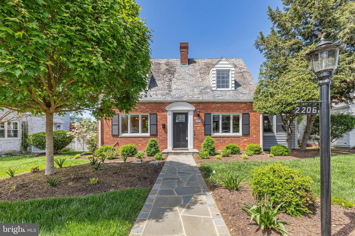 Washington Metro Area Real Estate | View 2206 Minor St | 3 Beds, 2 Baths