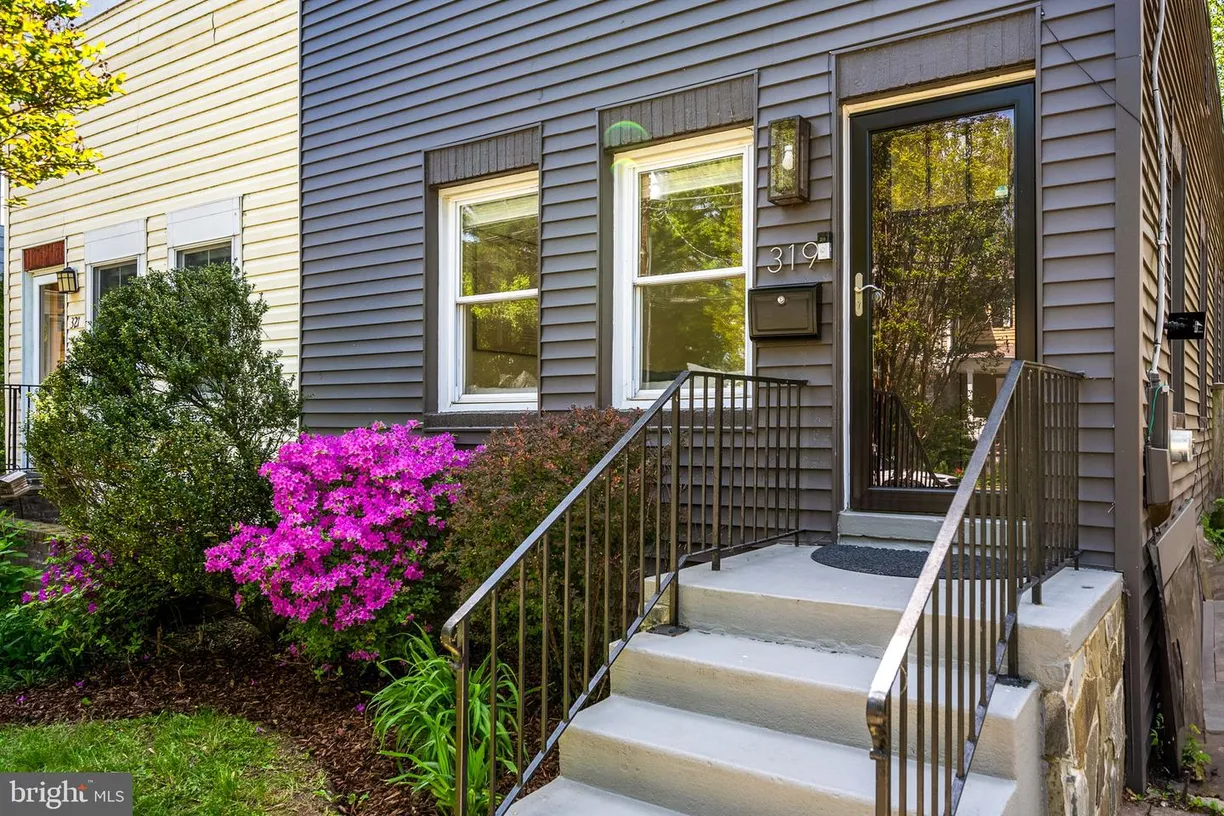 Washington Metro Area Real Estate | View 319 Hume Ave | Listing