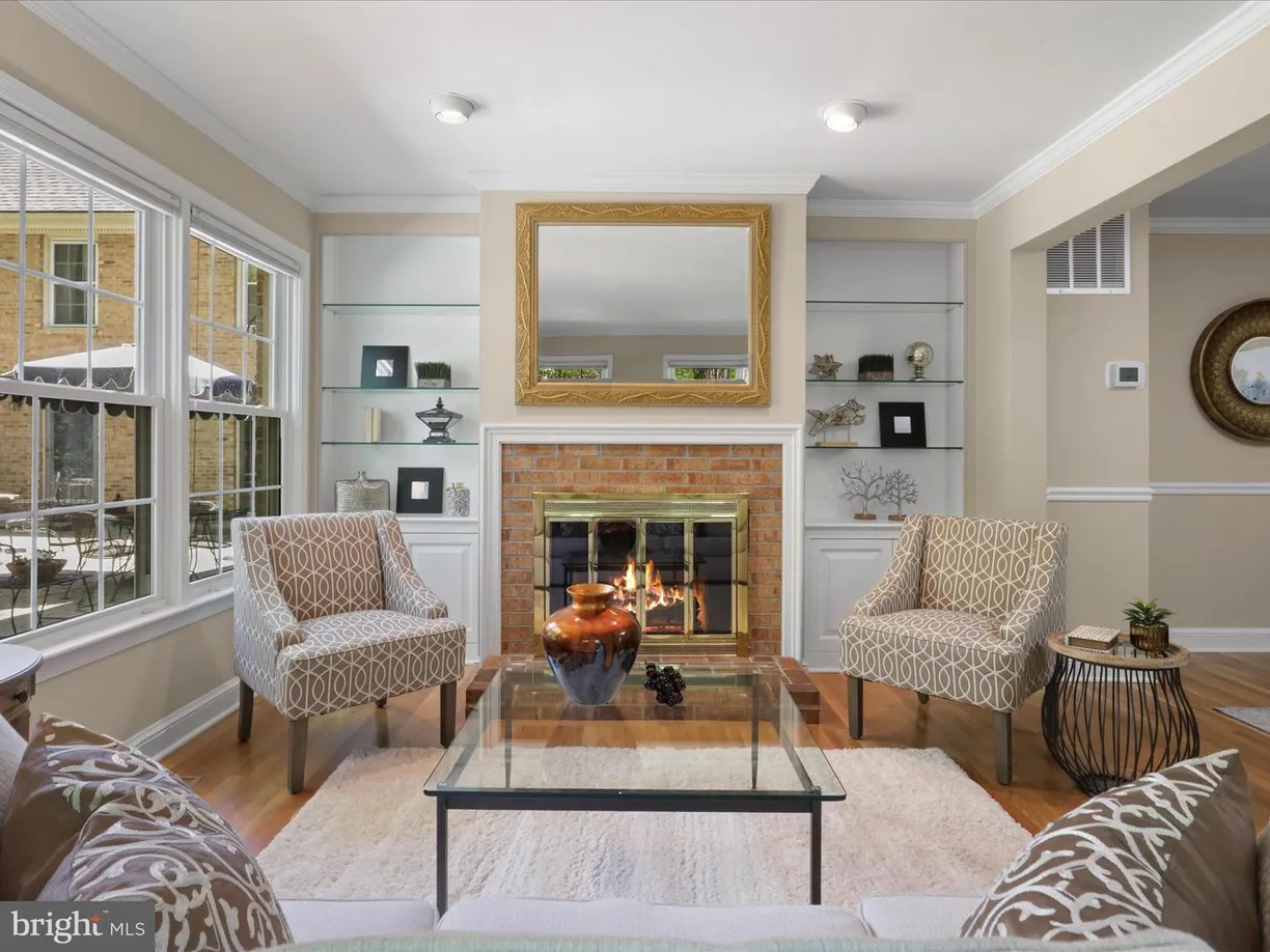 Washington Metro Area Real Estate | View 59 W Del Ray Ave | Listing