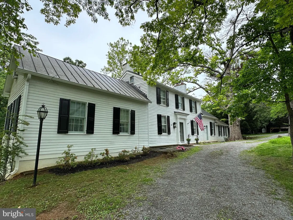 Washington Metro Area Real Estate | View 1105 Bishop Meade Rd | 5 Beds, 3 Baths