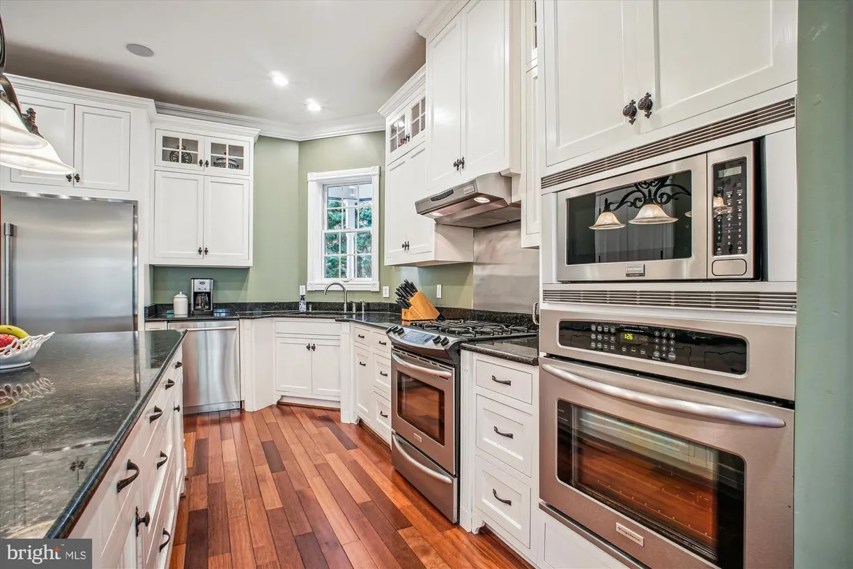 Washington Metro Area Real Estate | View 1009 Madison Ln | Listing