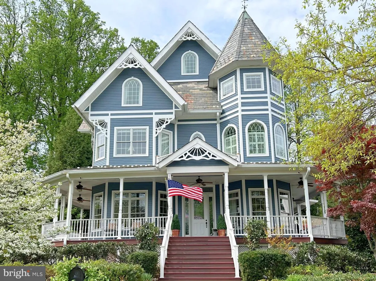 Washington Metro Area Real Estate | View 1009 Madison Ln | 7 Beds, 5 Baths