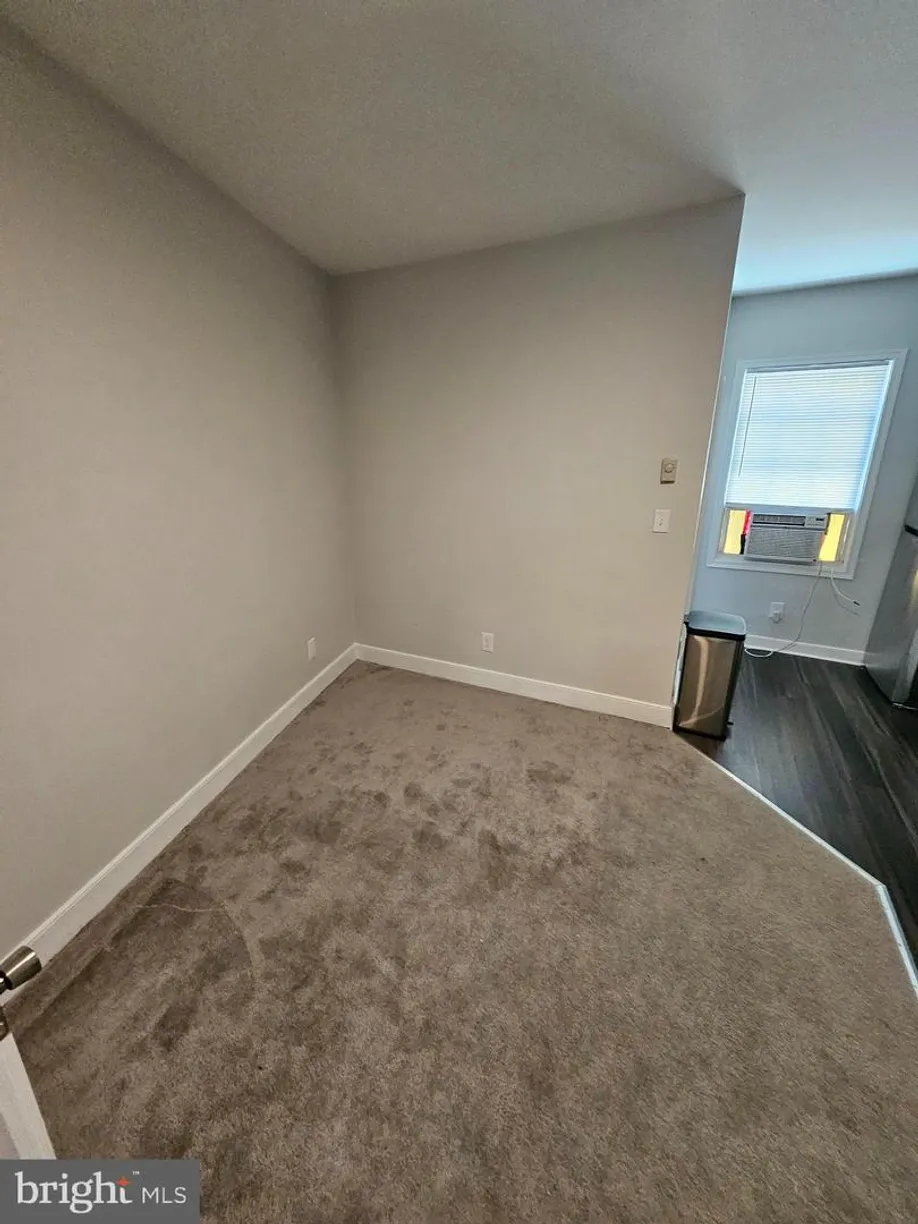 Washington Metro Area Real Estate | View 822 Caroline St, 1 | Listing