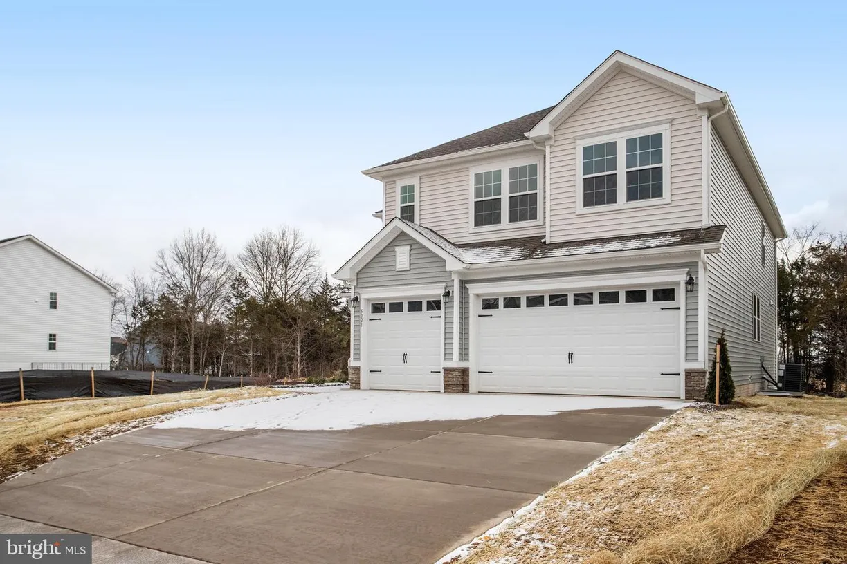 Washington Metro Area Real Estate | View 5021 Gray Fox Dr | 4 Beds, 4 Baths