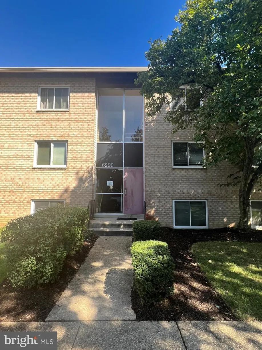 Washington Metro Area Real Estate | View 6290 -f Rose Hill Ct, 66 | 2 Beds, 1 Bath
