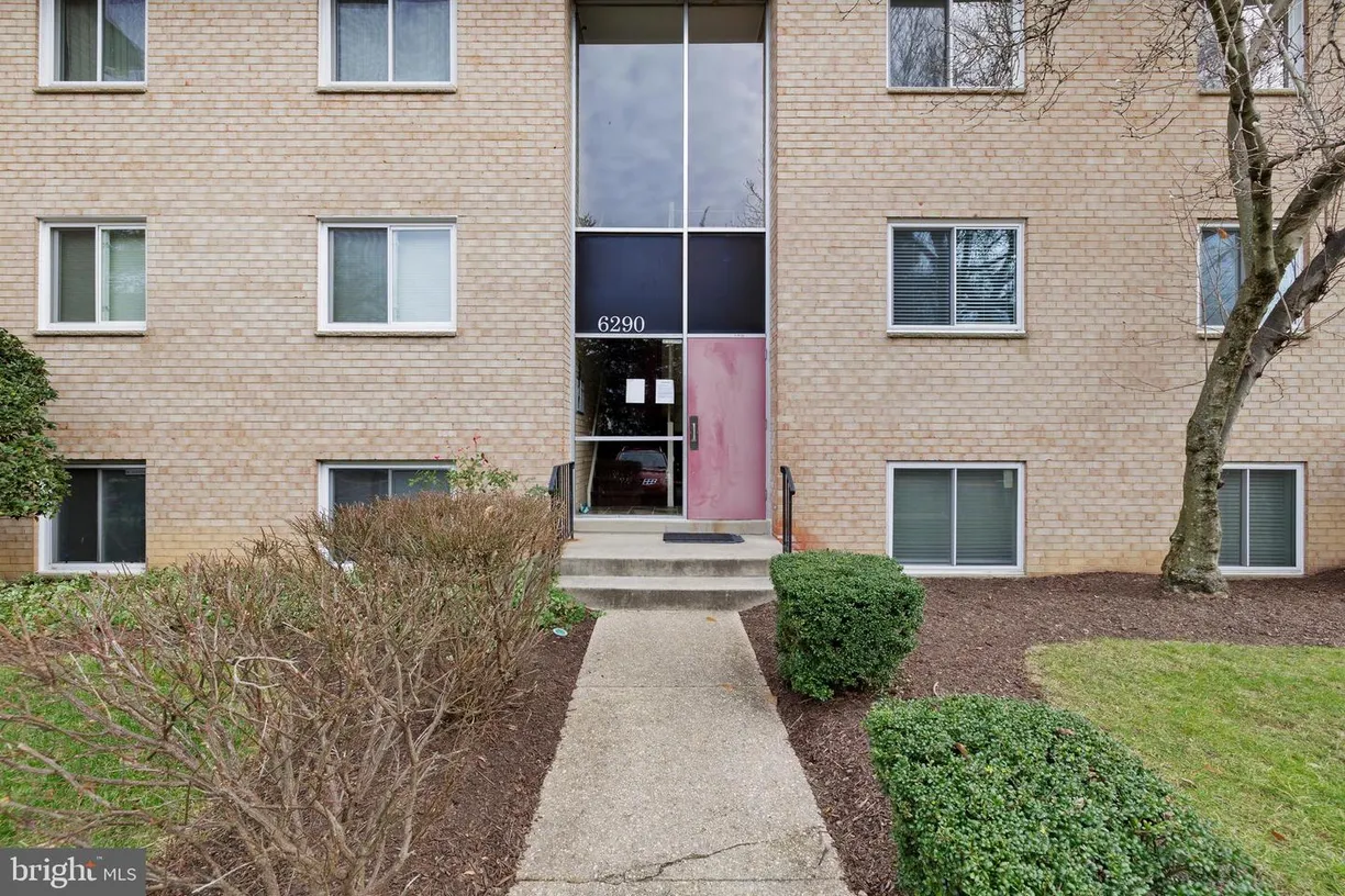 Washington Metro Area Real Estate | View 6290 -b Rose Hill Ct, 62 | 2 Beds, 1 Bath
