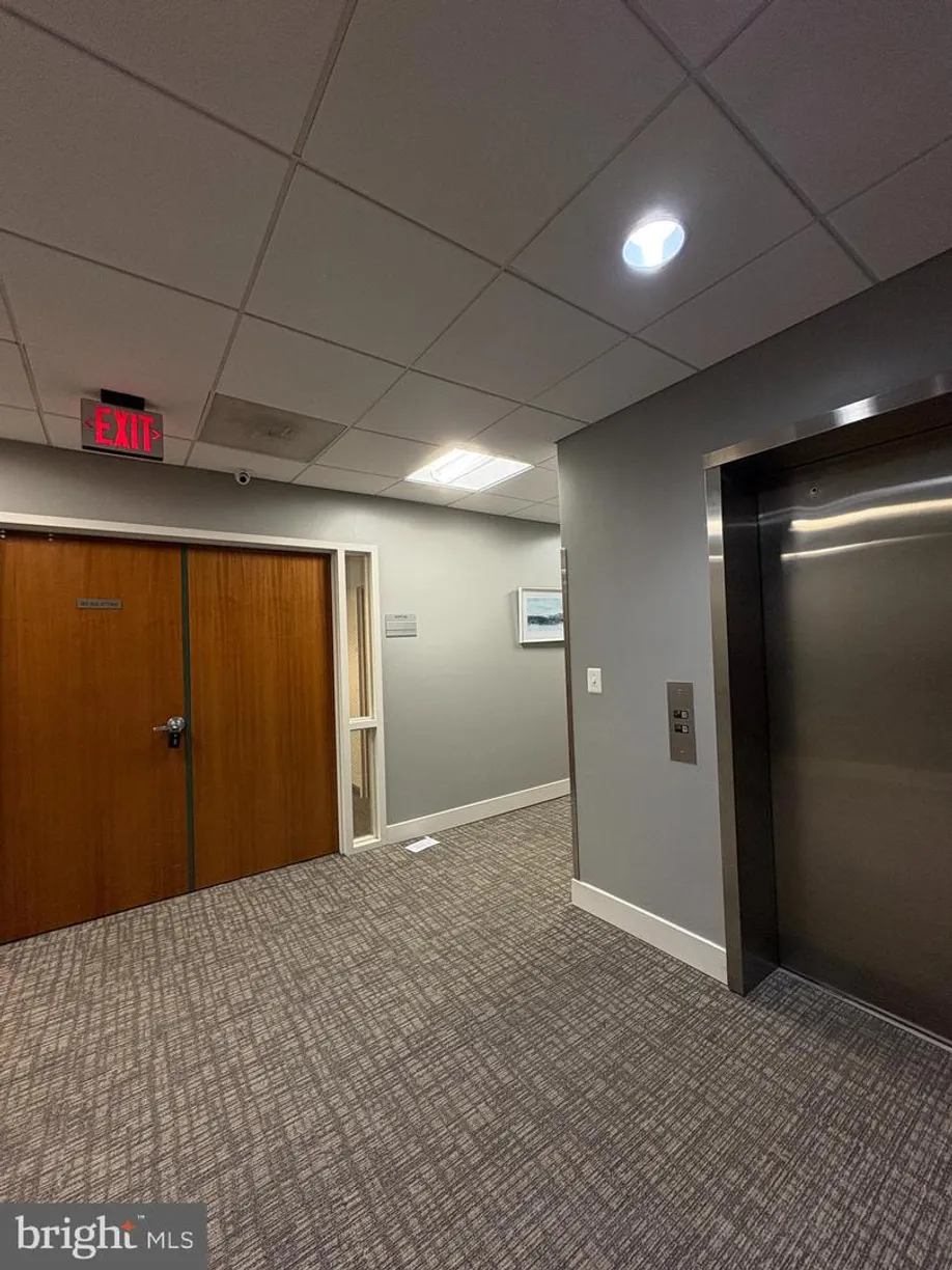 Washington Metro Area Real Estate | View 301 Maple Ave W, 320 | Listing