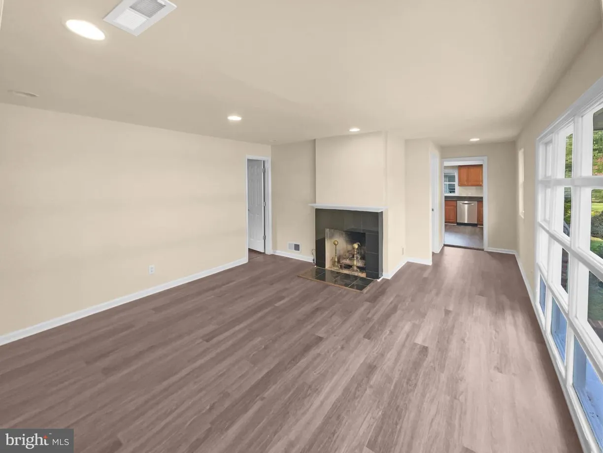 Washington Metro Area Real Estate | View 8114 Fort Hunt Rd | Listing