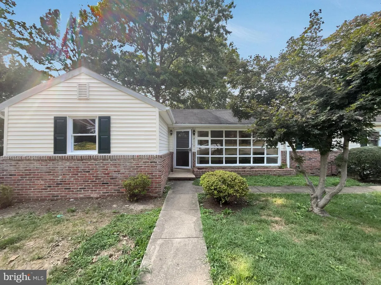 Washington Metro Area Real Estate | View 8114 Fort Hunt Rd | 4 Beds, 3 Baths