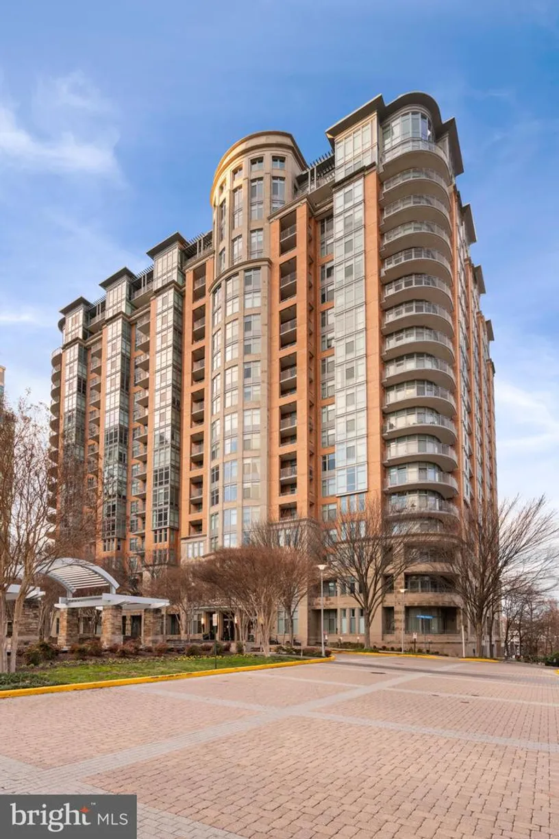 Washington Metro Area Real Estate | View 8220 Crestwood Heights Dr, 1412 | 2 Beds, 2 Baths