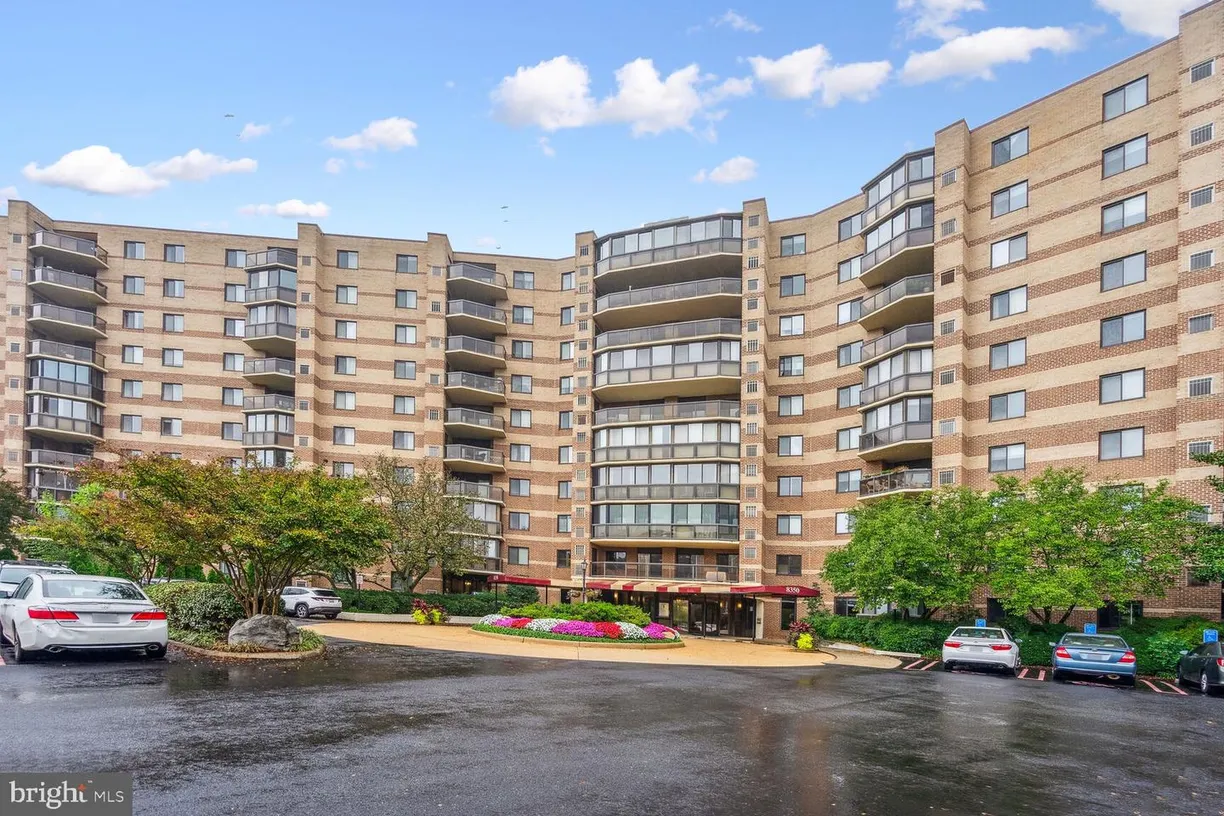 Washington Metro Area Real Estate | View 8350 Greensboro Dr, 920 | 1 Bed