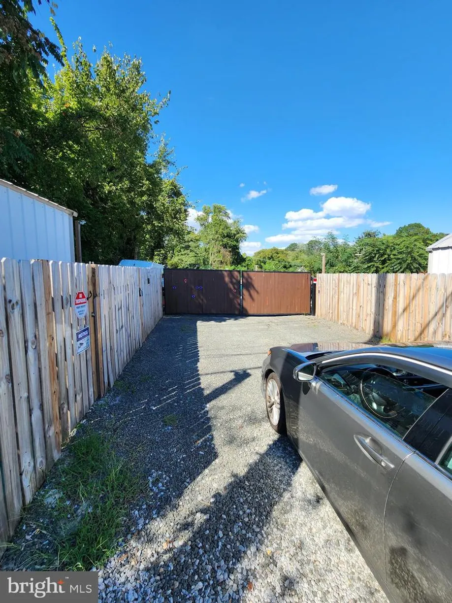 Washington Metro Area Real Estate | View 6150 Richmond Hwy