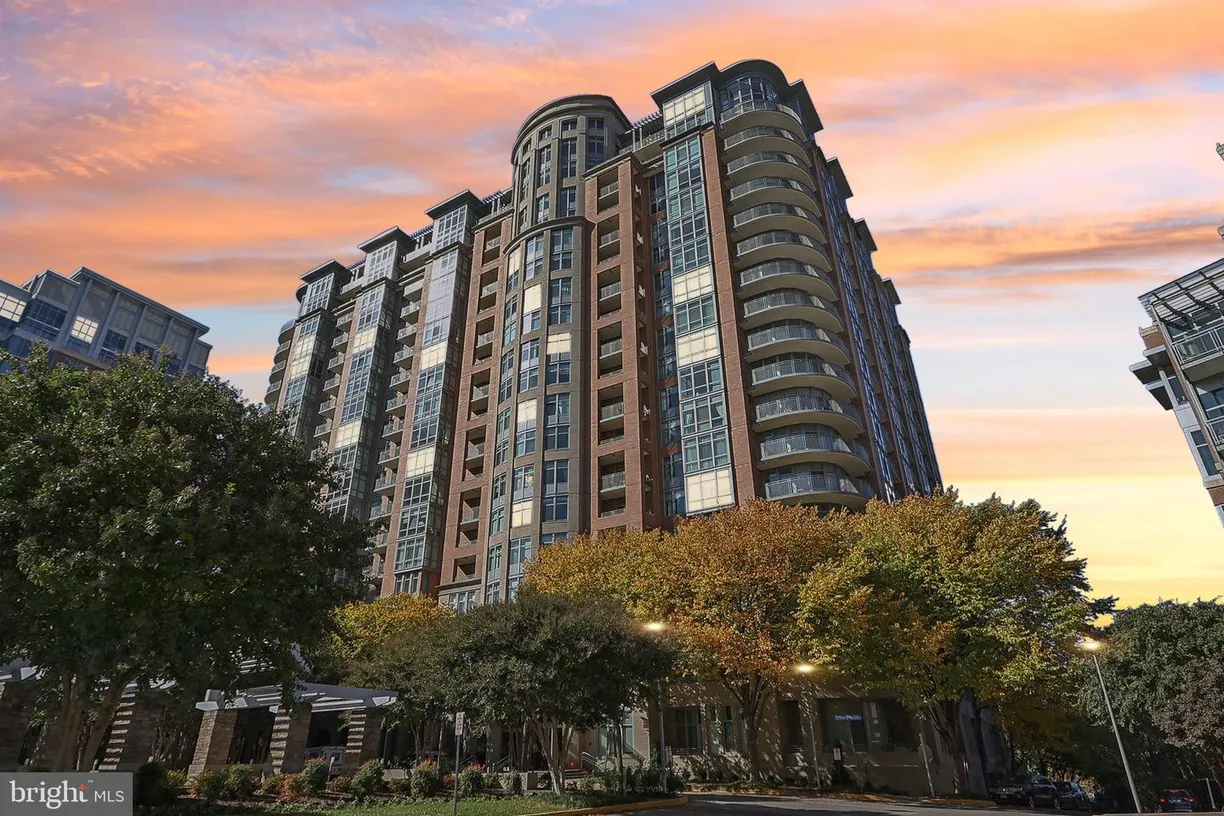 Washington Metro Area Real Estate | View 8220 Crestwood Heights Dr, 608 | 2 Beds, 2 Baths